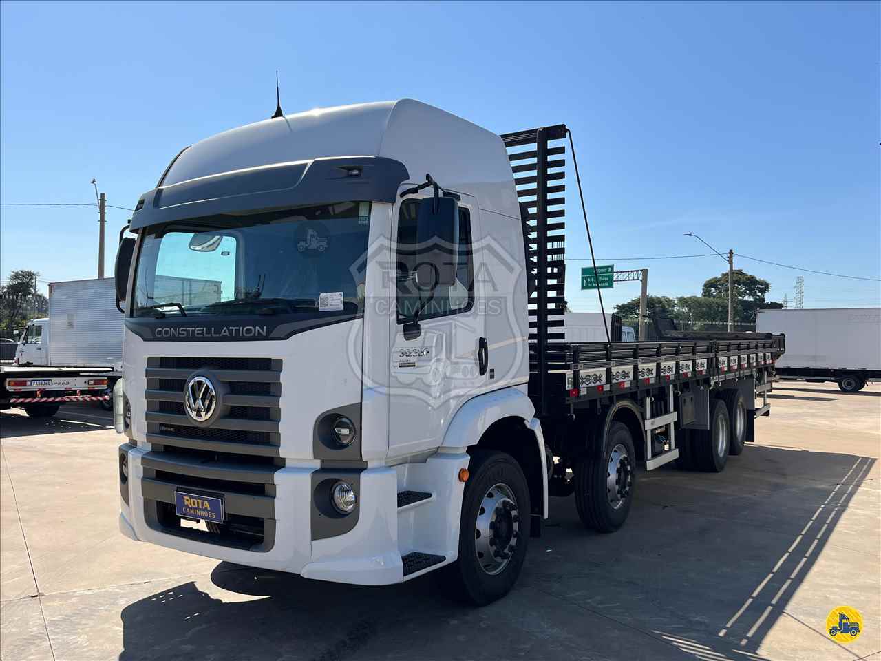 CAMINHAO VOLKSWAGEN VW 30320 Carga Seca BiTruck 8x2 Rota Caminhões SUMARE SÃO PAULO SP